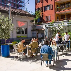 Bovisa Urban Garden Hostel Mailand